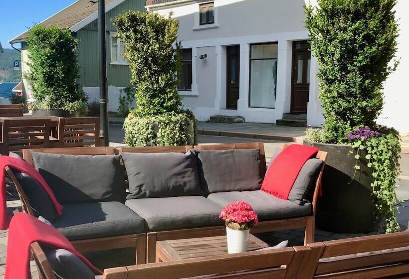 בית מלון כפרי Reenskaug