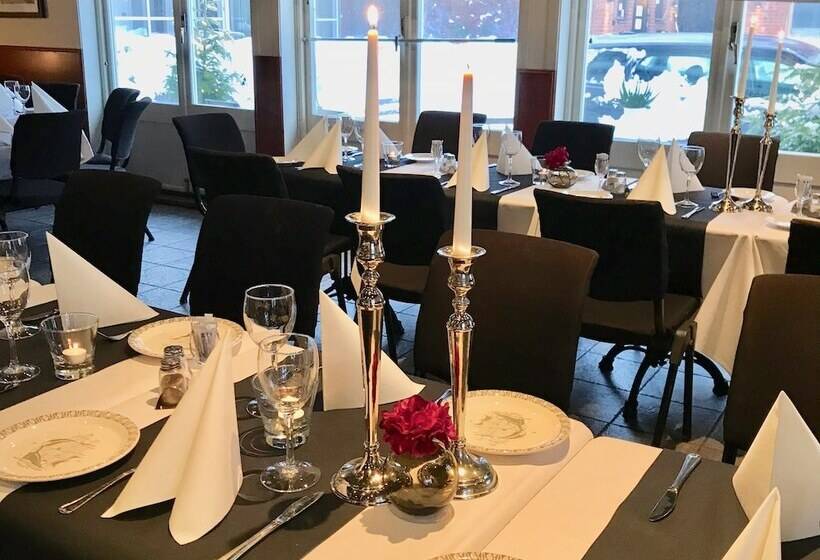 בית מלון כפרי Reenskaug