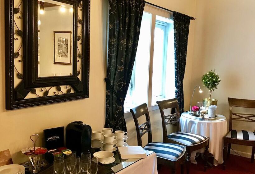 בית מלון כפרי Reenskaug