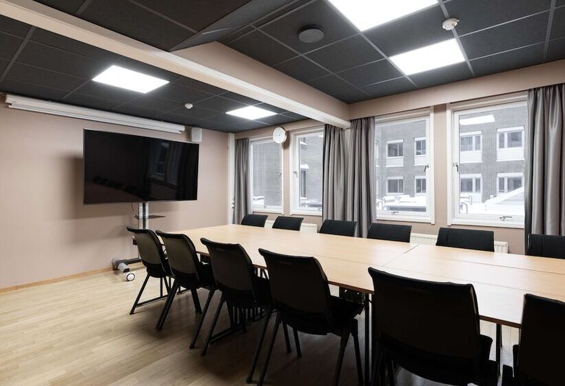 Отель Scandic Ambassadeur Drammen