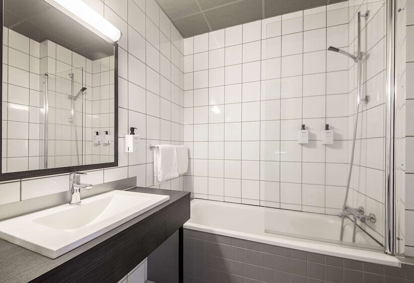 Отель Scandic Ambassadeur Drammen