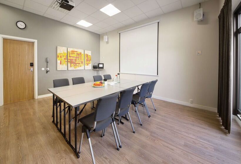 酒店 Scandic Asker