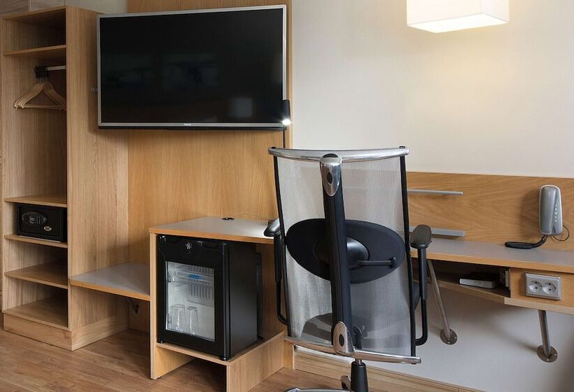 Отель Scandic Asker