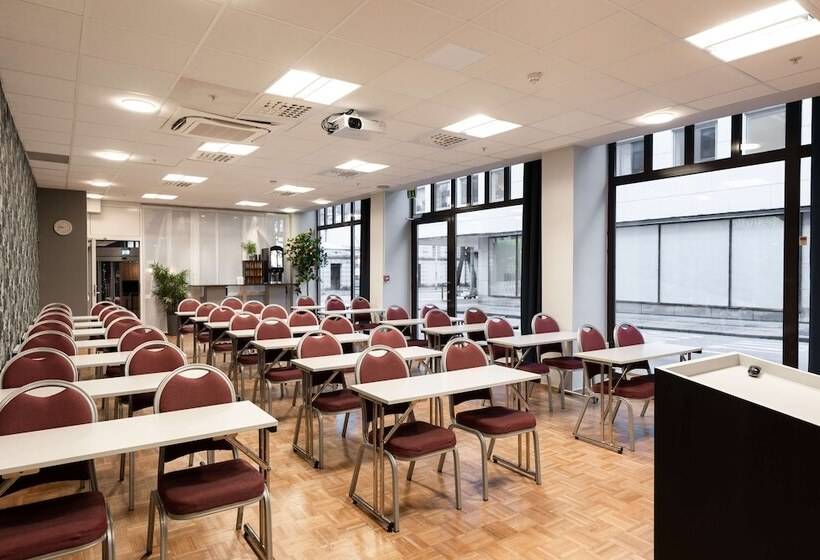 فندق Scandic Byparken