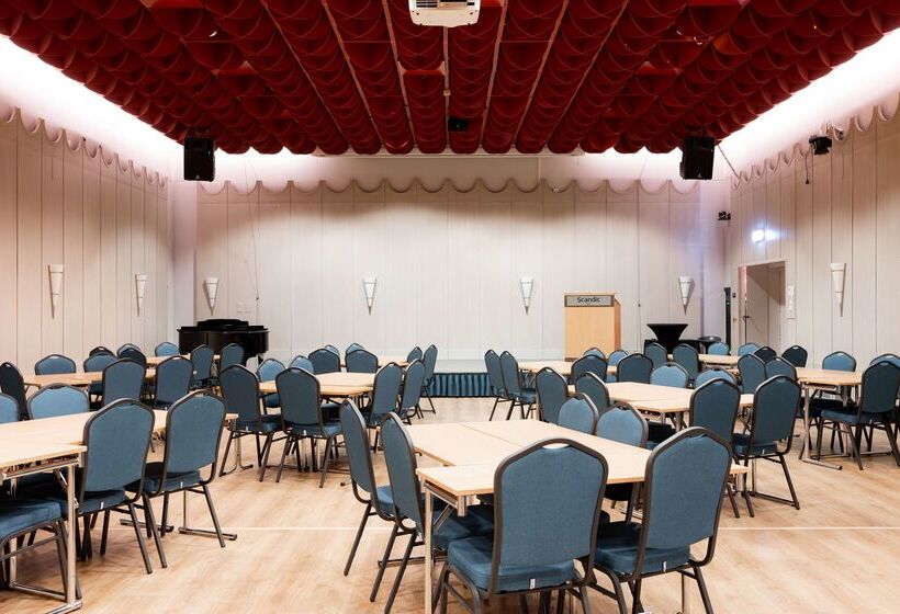 Отель Scandic City