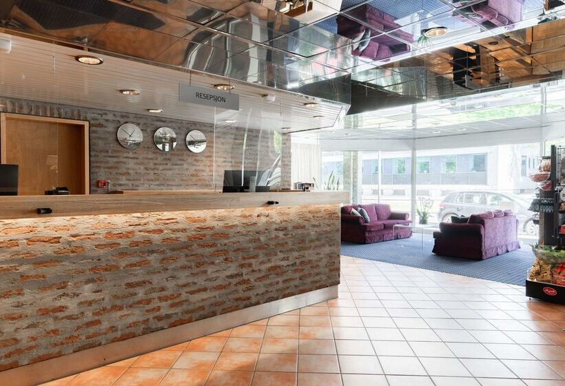 Отель Scandic City