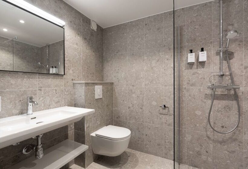 Отель Scandic City