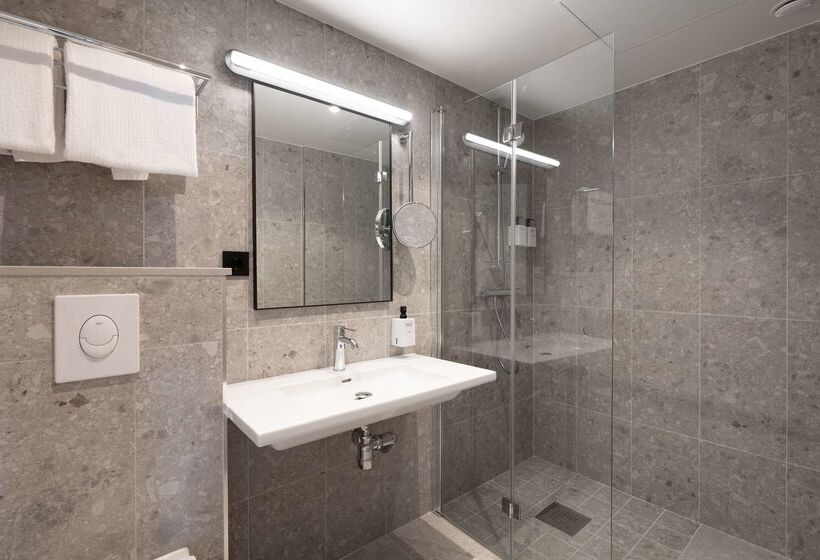 Отель Scandic City