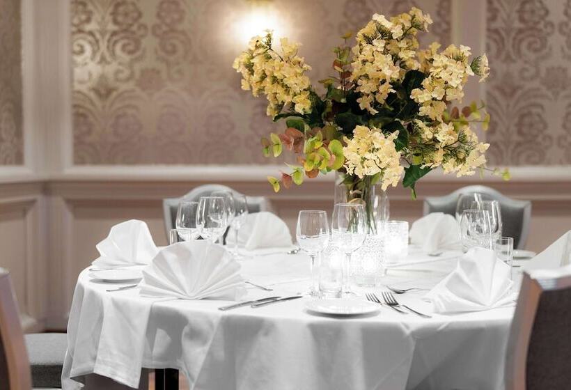 Отель Scandic City