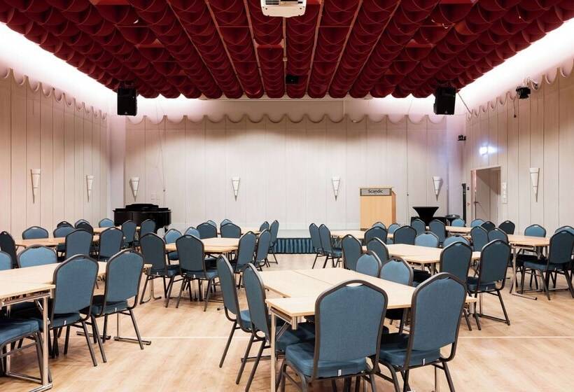 Отель Scandic City