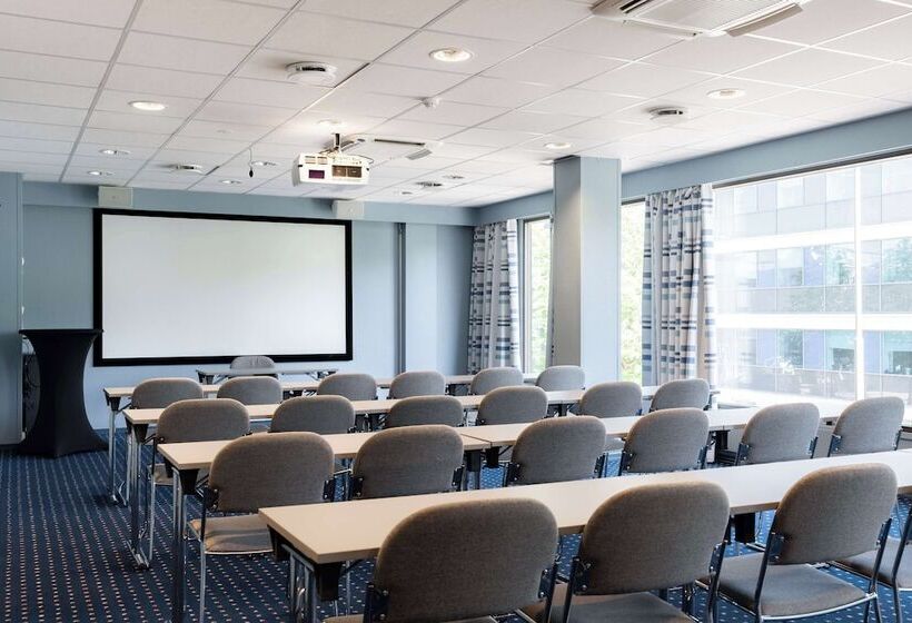 Отель Scandic City