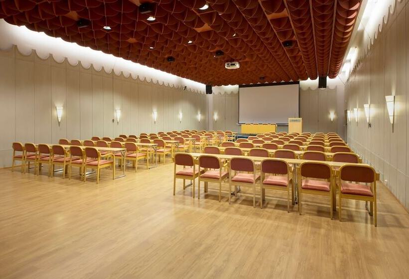 Отель Scandic City