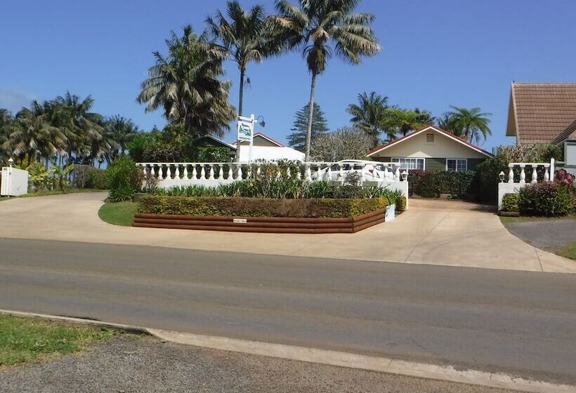 هتل Shiralee Executive Cottages