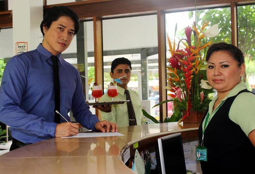 酒店 Sol Del Oriente Pucallpa