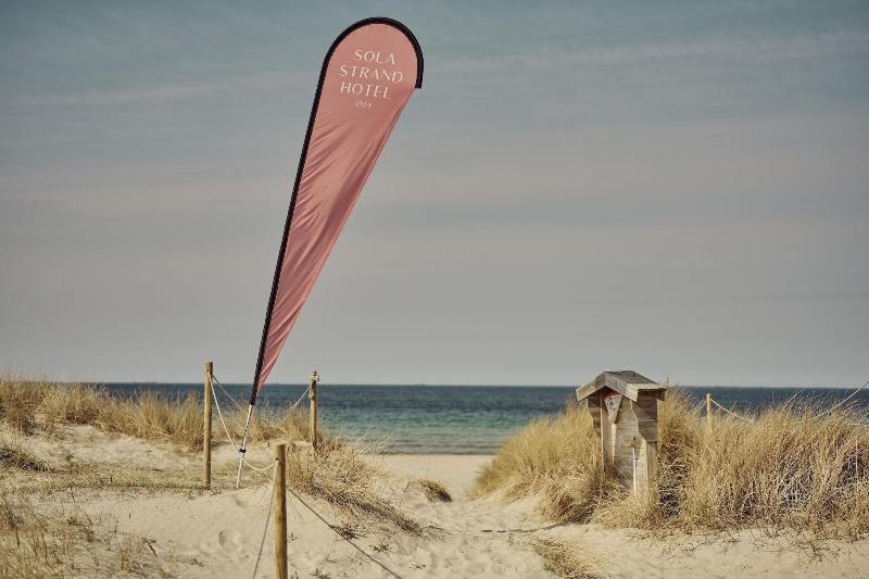 هتل Sola Strand