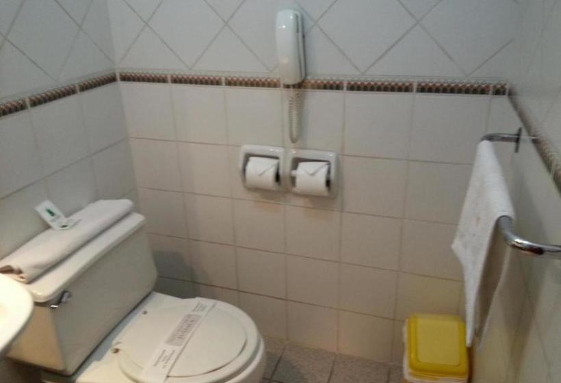 ホテル Suites Don Carlos Juliaca