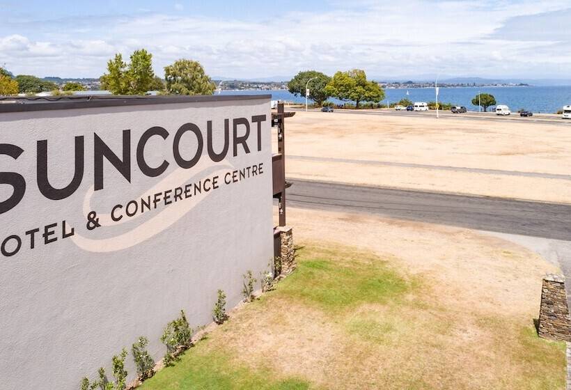 Suncourt Hotel & Conference Centre