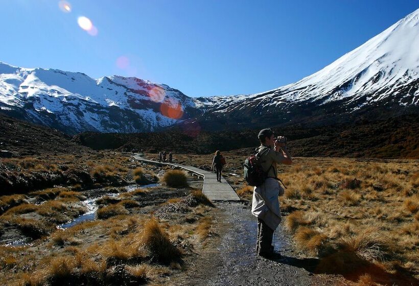 בית מלון כפרי Tongariro Lodge