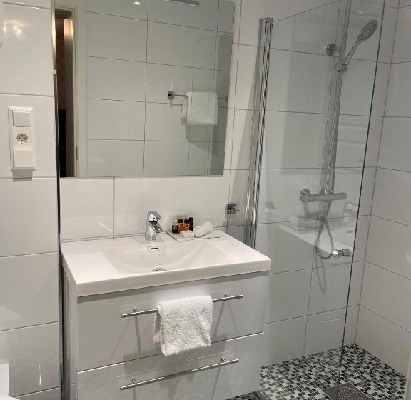 Wassilioff   Unike Hoteller