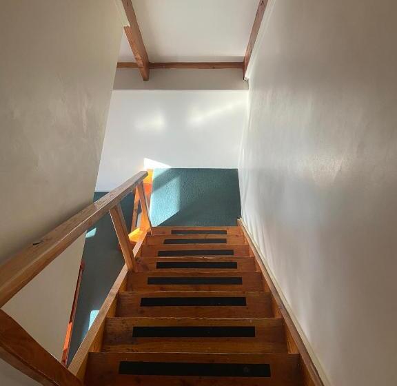 Mountain Chalets Motel