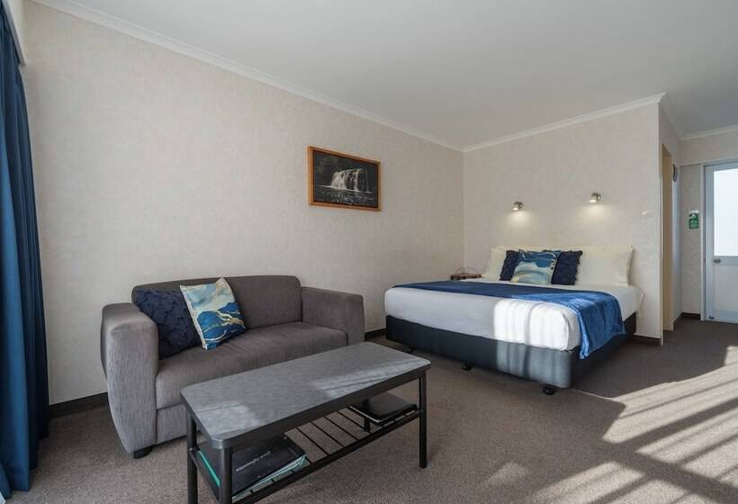 Parklands Motel & Apartments Te Anau