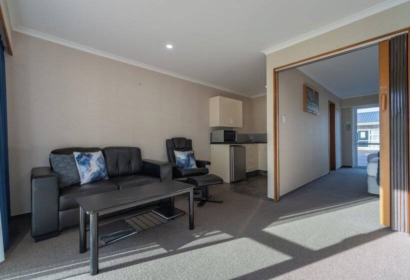 Parklands Motel & Apartments Te Anau