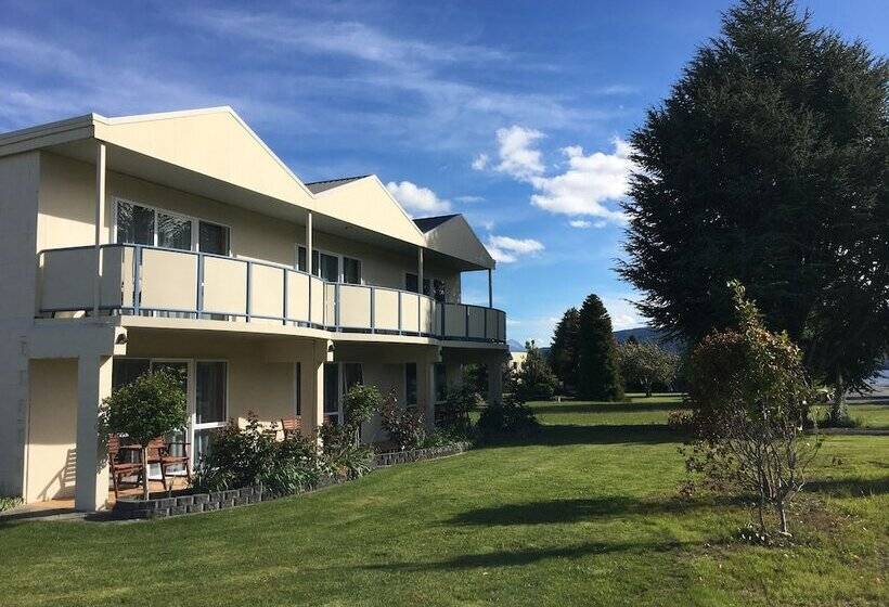 Parklands Motel & Apartments Te Anau