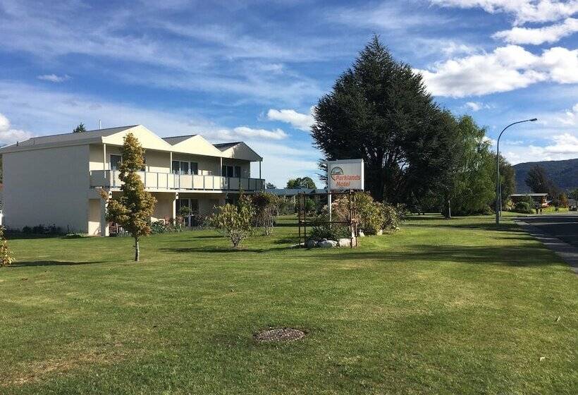 Parklands Motel & Apartments Te Anau