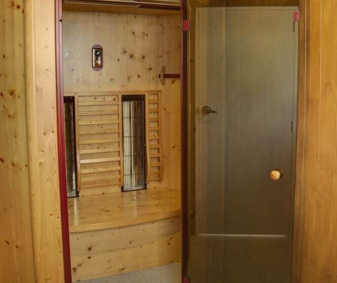 Parklands Motel & Apartments Te Anau