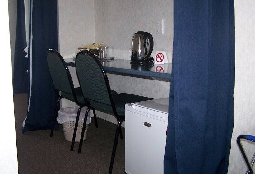 Parklands Motel & Apartments Te Anau