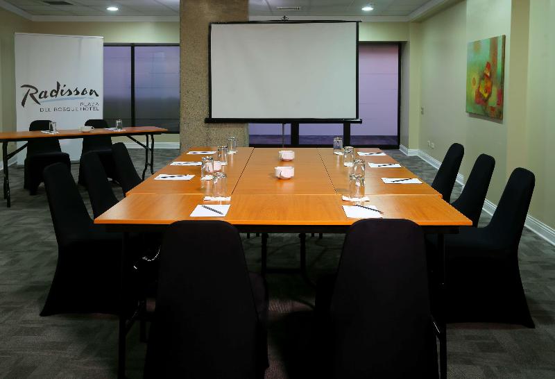 Radisson Plaza Del Bosque