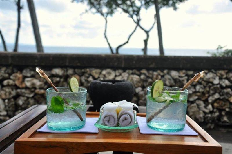 אתר נופש Matabungkay Beach