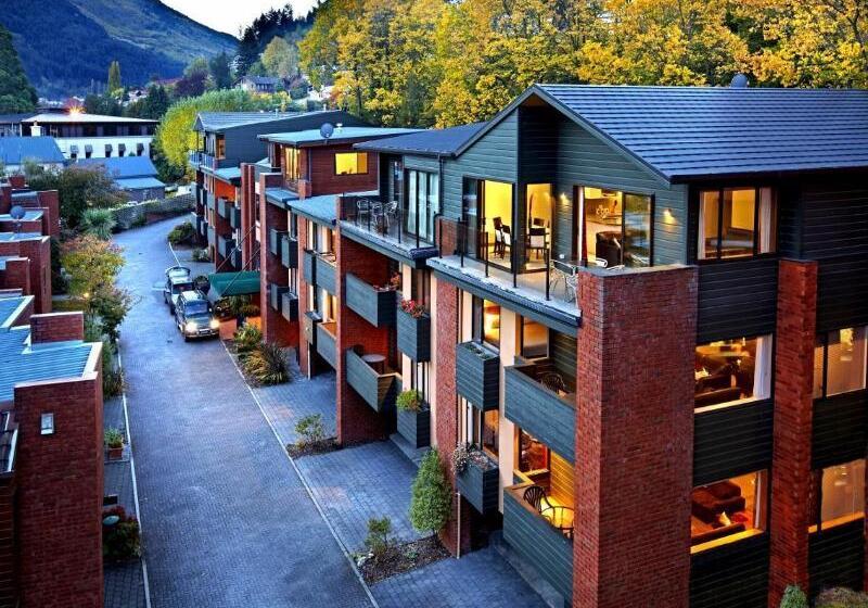 St James Apartments