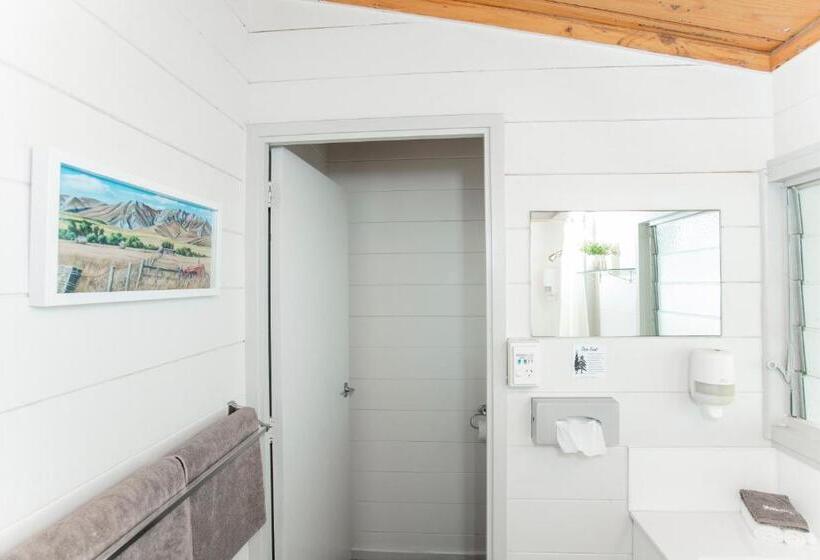 Waikanae Beach Motel