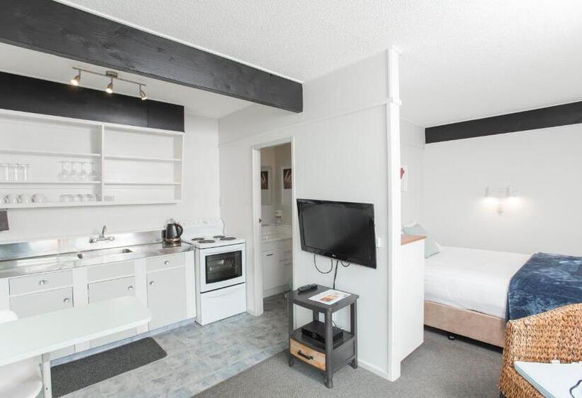 Waikanae Beach Motel