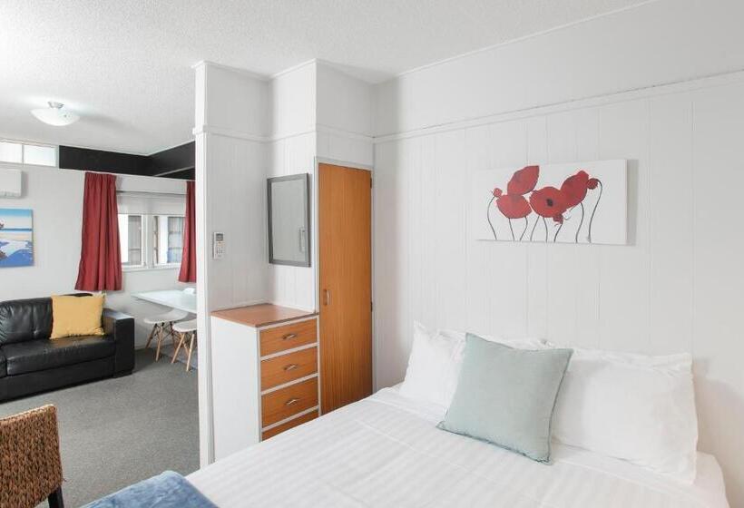 Waikanae Beach Motel