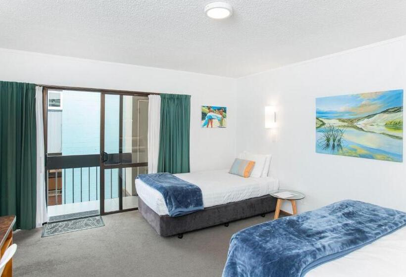 Waikanae Beach Motel