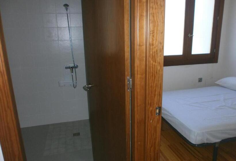 Albergue Coto Real De La Marina