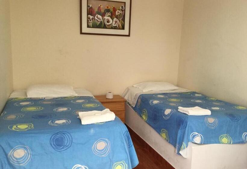 فندق صغير Paracas Backpackers House