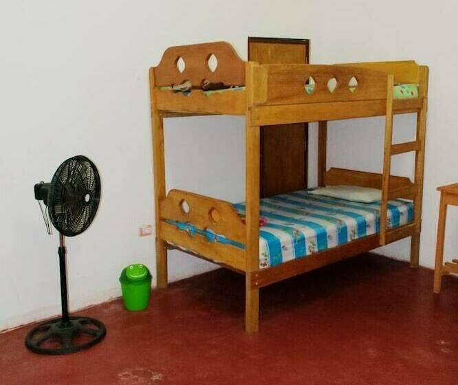 Weills Amazon Backapcker Hostel