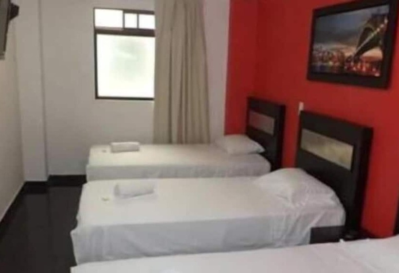 Ayenda 1225 Hotel Praga Medellin