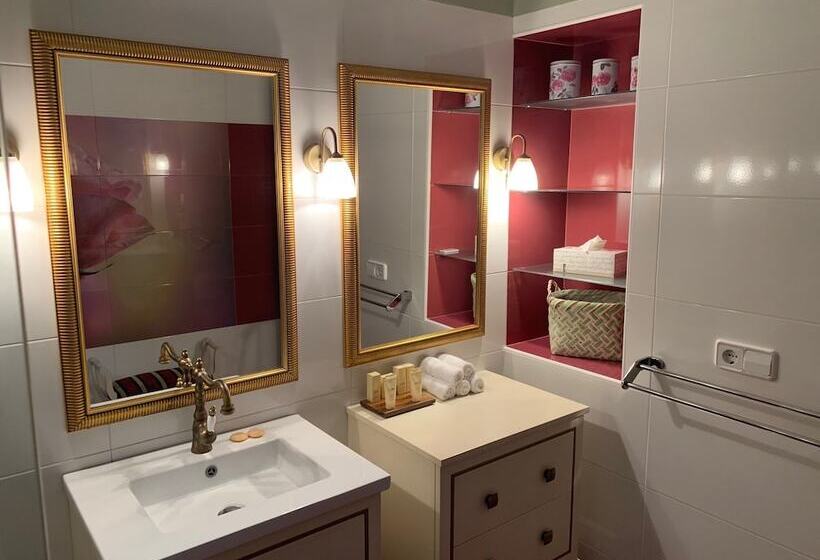 مبيت وإفطار Casa Mistela