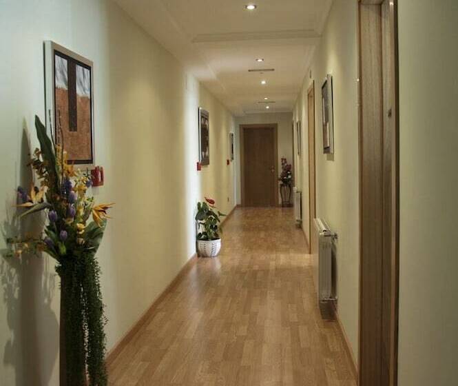 민박 Hostal Restaurante La Cepa