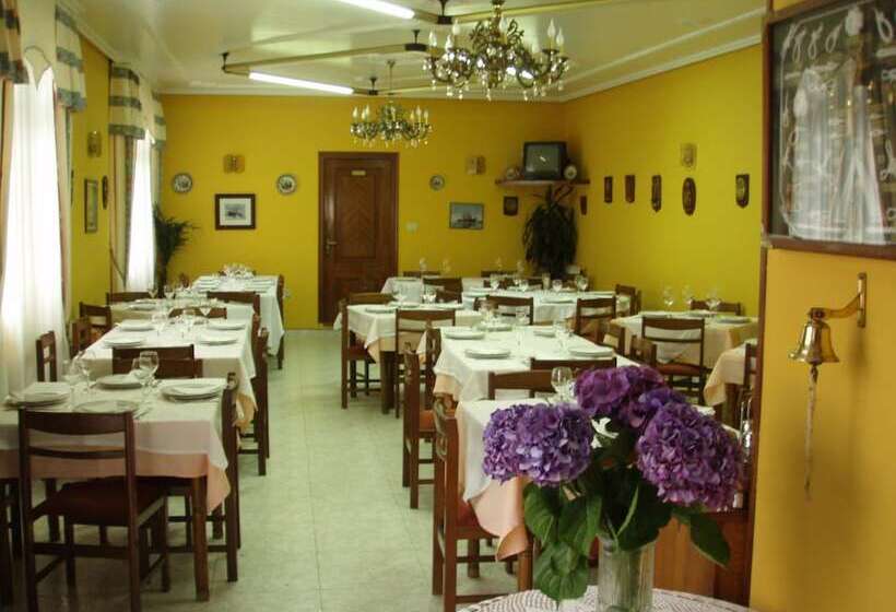 민박 Hostal Restaurante La Cepa