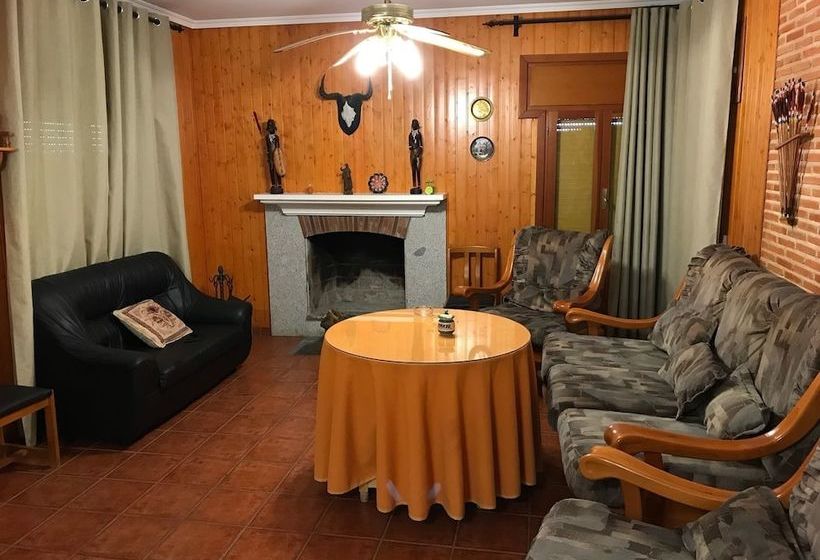 Casa Rural Los Rosales