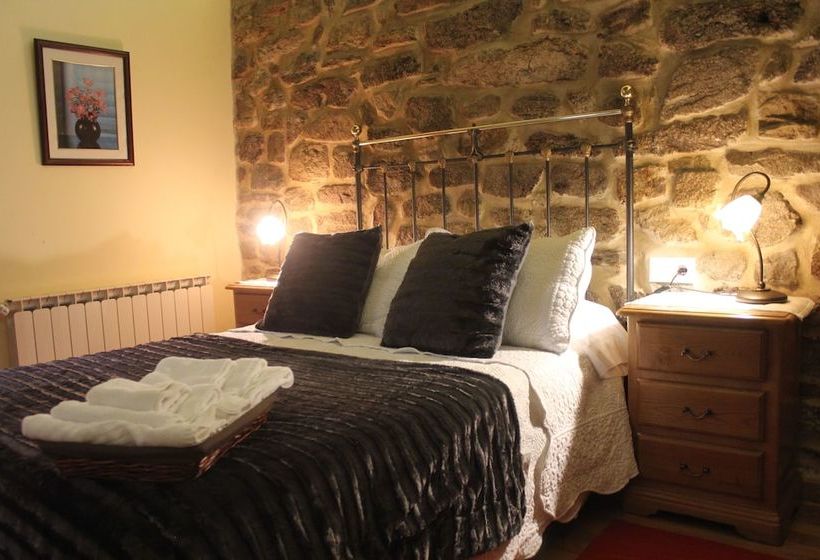 Casa A Chairiña Y A Revolta