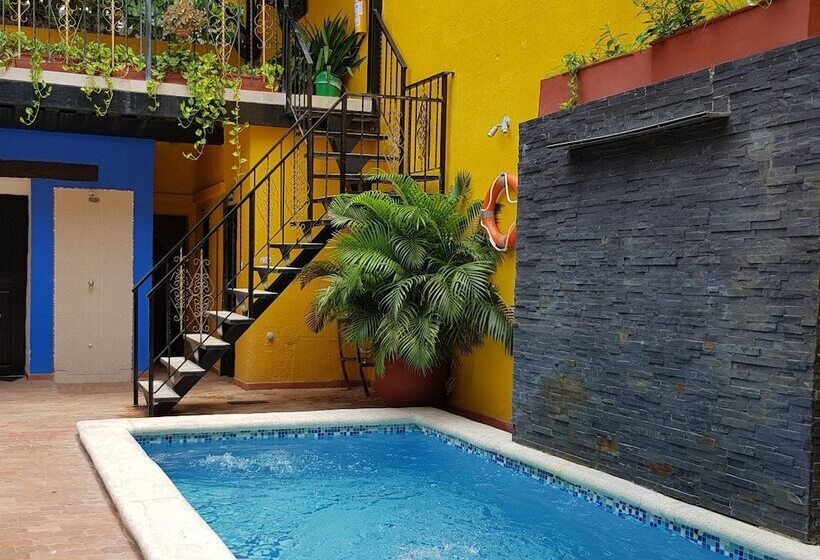 Coco Bahia Hostal   Hostel