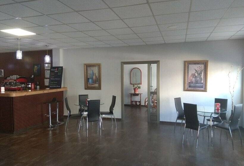 Хостел Hospederia Montes