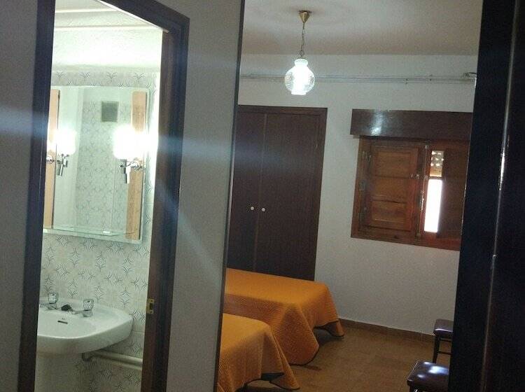 Хостел Hospederia Montes