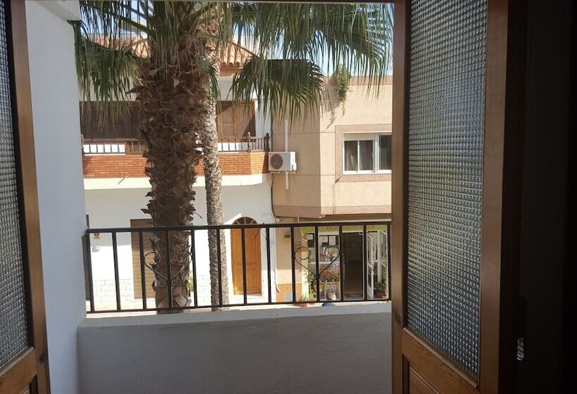 Хостел Hospederia Montes